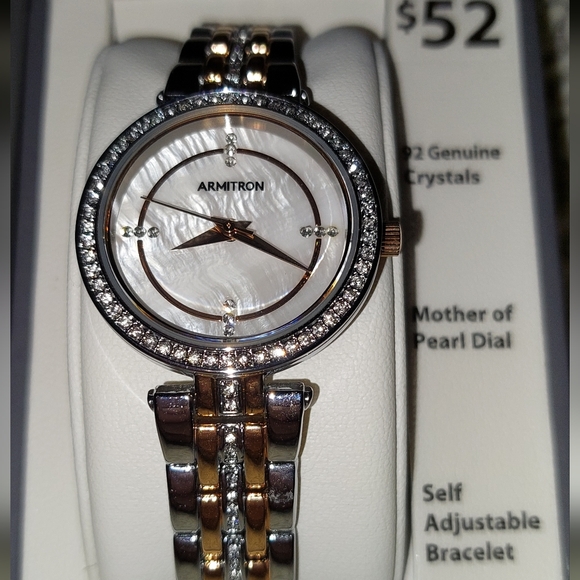Armitron Women's Two-Tone Crystal Watch NWT smoke Free Home Need battery - Picture 1 of 3